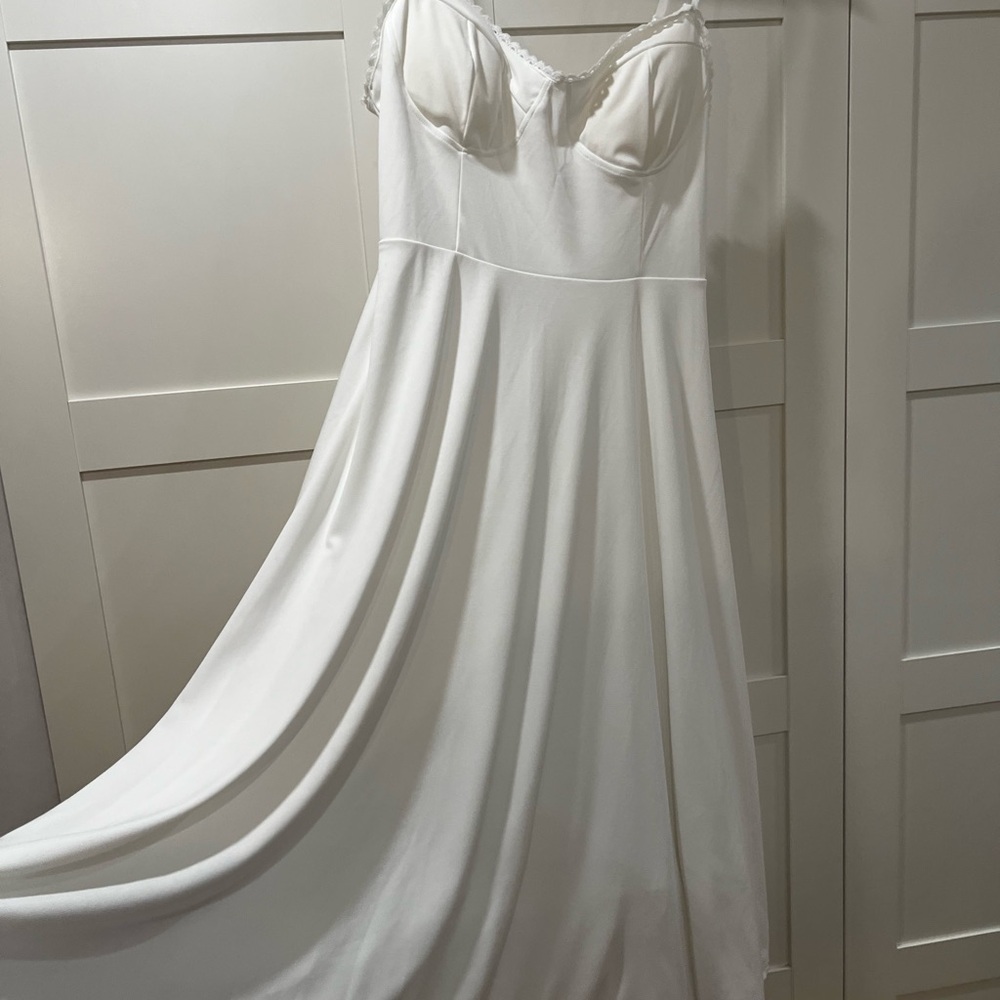 Elegant White Women's Dress